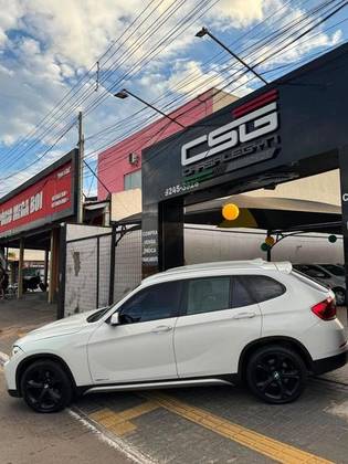 BMW X1 2.0 16V GASOLINA SDRIVE18I 4P AUTOMÁTICO BMW X1 2.0 16V GASOLINA SDRIVE18I 4P AUTOMÁTICO